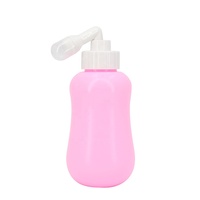 Bouteille de voyage portable OEM/ODM en EVA+ABS pour bidet, 360 ml, avec buse angulaire et pulvérisation verticale, design moderne, pour toilettes murales portables