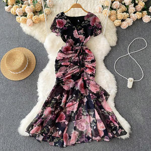 Nueva Falda Larga de Verano 2026 para Mujer, Estilo Francés, con Mangas Abullonadas, Estampado Floral, Asimétrica, Corte de Cola de Pez - Product Image 3