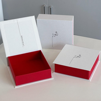 Boîte d'emballage, logo personnalisé, services de personnalisation, boîte cadeau rigide à fermeture magnétique avec insert personnalisé