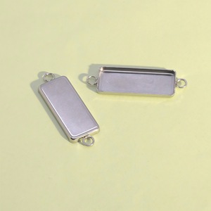 Support rectangulaire en acier inoxydable pour pierres précieuses avec anneau de suspension pour accessoires de bijoux DIY - Product Image 4