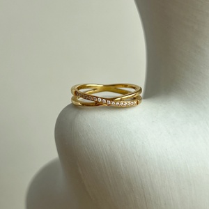 Nouvelle bague Dazan 2026 pour femme, design croix en zircon, minimaliste, en acier inoxydable plaqué or 18 carats, inaltérable et <span class=keywords><strong>super</strong></span> brillante, collection été - Product Image 5