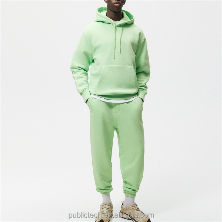 สีเขียวอ่อน