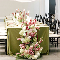 Centre de table pour réception de mariage, arrangement de fleurs artificielles roses et vertes faites à la main, chemin de table long avec extrémités tombantes