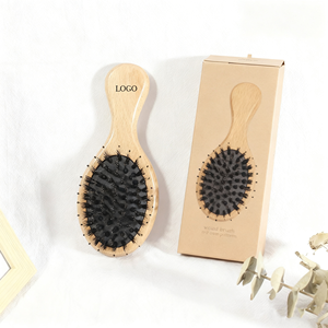 Petite <span class=keywords><strong>brosse</strong></span> à cheveux <span class=keywords><strong>en</strong></span> poils <span class=keywords><strong>de</strong></span> <span class=keywords><strong>sanglier</strong></span> compacte et portable avec logo personnalisé peigne à cheveux <span class=keywords><strong>de</strong></span> voyage <span class=keywords><strong>en</strong></span> bois pour filles enfants femmes <span class=keywords><strong>meilleur</strong></span> cadeau - Product Image 1