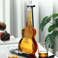 Ensemble de carafes créatives pour guitare et violon Bouteille de vin en verre transparent à haute teneur en borosilicate Ornement de whisky Tasses épaisses Cadeaux d'affaires