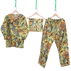 Meilleures ventes : élégante robe de nuit d'été de haute qualité, ensemble de pyjama en coton à imprimé floral pour femmes, disponible en différentes tailles, Inde - Product Image 1