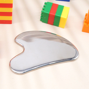 Oferta Imperdível: Ferramenta Gua Sha em Aço Inoxidável em Formato de Coração, Prata, Placa de Raspagem Facial 8.0*5.5cm 95g, Massageador Antienvelhecimento para Spa - Product Image 6
