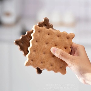 Wooden Cookie Shaped <b>Teacup</b> Coaster Creative Heat Insulating Mat For Coffee Mug Tea Tray Solid Wood Irregular Shape - Product Image 1