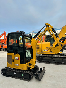 Miniexcavadora CAT 302CR de 2 Toneladas, Excavadora Compacta de Orugas para Construcción y Jardinería - Product Image 1