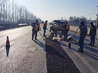 Forte adhérence réparer rapidement les nids de poule mélange froid asphalte pour allée route autoroute