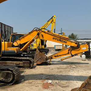 รถขุดไฮดรอลิกแบบตีนตะขาบ Hyundai R220LC-9S มือสอง น้ำหนัก 22 ตัน ของแท้จากเกาหลี ปี 2022 ชั่วโมงการใช้งานต่ำ เครื่องยนต์และลูกปืนสภาพดี - Product Image 3