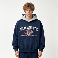 Sweat-shirt à capuche épais Atlas Athletic, effet délavé vintage, capuche contrastante grise, motif graphique programme sportif bleu marine, style streetwear