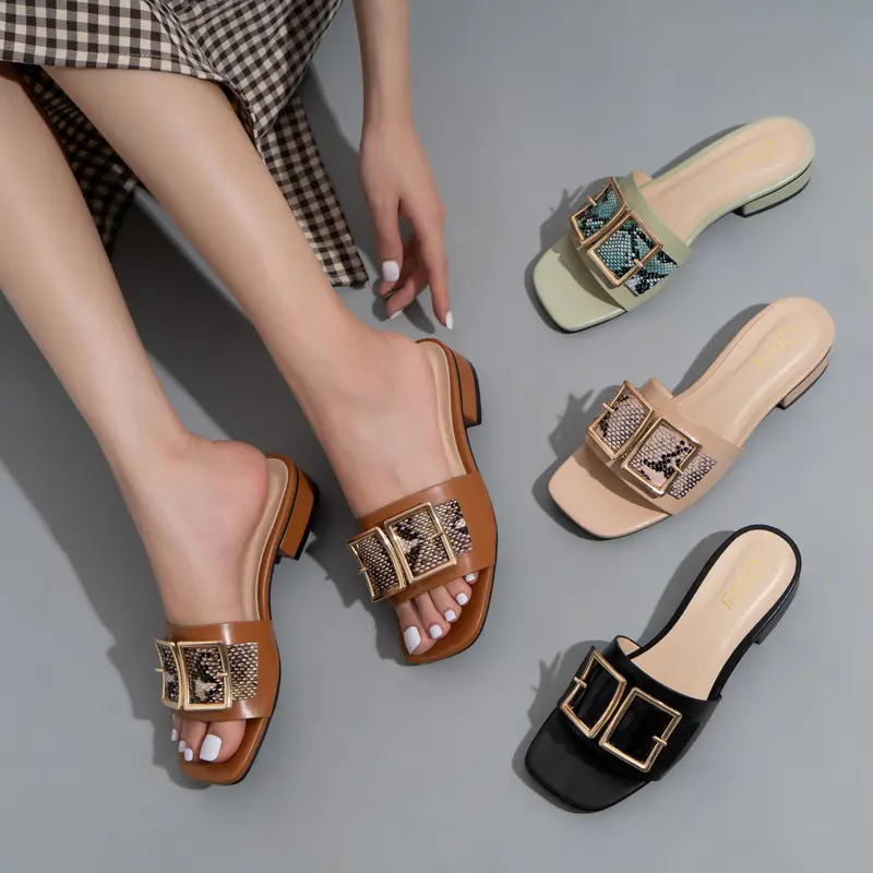 2023 Summer New Arrival Open Toe Classic Buckle Thick Heel Casual Slippers Women Shoes Outdoor Retro Slide&Slippers