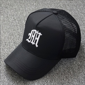 Casquette de baseball avec logo brodé 3D, casquette ajustable non structurée, casquette classique de type trucker, casquette à profil bas pour hommes et femmes - Product Image 1