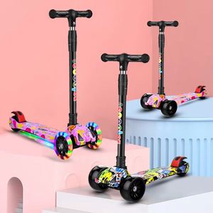 Trottinette pliable à roues lumineuses, trottinette à 3 roues, hauteur réglable, trottinette à pousser pour enfants, direction par inclinaison pour enfants - Product Image 2
