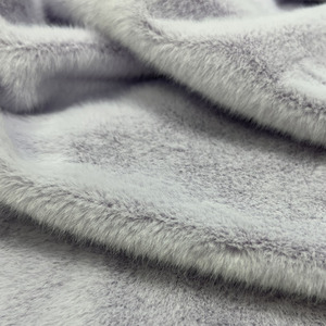 Furet lisse fausse fourrure prix de gros directement sur une variété de <span class=keywords><strong>couleurs</strong></span> luxe Minky fourrure tissu 5mm pour accessoire de mode - Product Image 4