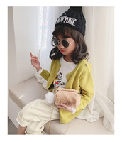 Petite pochette à bandoulière en chaîne pour enfants, sac à bandoulière en peluche