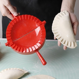 Ustensiles de cuisine : Moule manuel pour la confection de raviolis et de pâtisseries, découpeur de pâte DIY, en plastique alimentaire écologique - Product Image 1