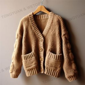 Vêtements personnalisés d'hiver surdimensionnés <span class=keywords><strong>fantaisie</strong></span> ornés Cardigans haut court Double poche tricot <span class=keywords><strong>femme</strong></span> Cardigan pulls - Product Image 4