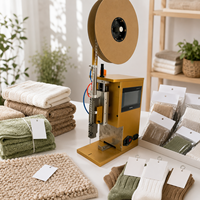 Machine d'étiquetage électrique semi-automatique avec PLC pour l'étiquetage des chaussettes, des serviettes et des vêtements