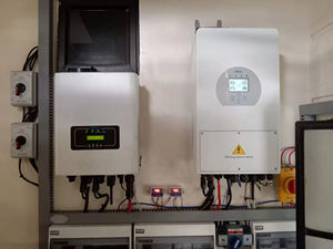 Inversor Híbrido de 3kw 24v Monofásico SUN-3K-SG04LP1-EU-SM1 Wifi 220V 230V Inversor Híbrido Solar - Product Image 5