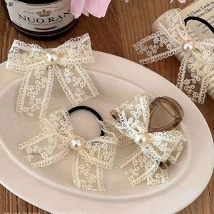 Barrettes à cheveux rétro françaises en dentelle avec nœud pour enfants, pinces latérales haut de gamme en forme de bec de canard, accessoires de fête en alliage de cristal, 6 cm, Marque H - Product Image 2