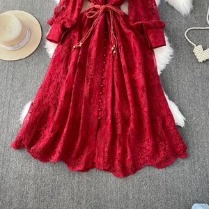 <span class=keywords><strong>Abiti</strong></span> <span class=keywords><strong>Lunghi</strong></span> <span class=keywords><strong>Estivi</strong></span> da Donna <span class=keywords><strong>di</strong></span> Alta Gamma Francesi 2025 con Ricami, Scollo a V e Maniche a Lanterna - Product Image 4