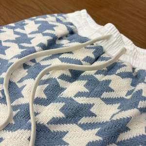 بنطلون رياضي رجالي عالي الجودة من MICHI مصنوع من الصوف/النايلون بتصميم كارجو واسع الساق مع نقشة الفهد سريع الجفاف وصديق للبيئة ومقاوم للتكور ومعالج بالغسيل الحمضي - Product Image 6