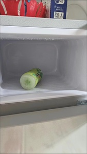 Mini-réfrigérateur D 82L à bas prix pour une personne, idéal pour les dortoirs ou les maisons louées, avec fonction de congélation - Product Image 5