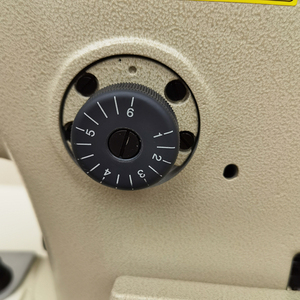 <span class=keywords><strong>Machine</strong></span> à coudre industrielle pour cuir, à aiguille simple, à plateau motorisé, entraînement direct, petite bouche, tête haute RN8B-246D3 - Product Image 4