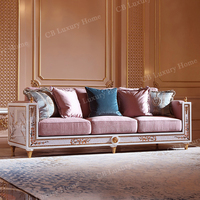 Ensemble de meubles de salon de luxe rose antique de style européen, canapé en bois sculpté, table basse ronde haut de gamme