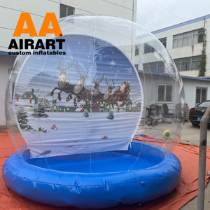 Globe de neige gonflable sur le thème de Noël pour événements interactifs - Product Image 3