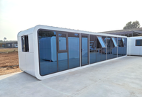 20FT Apple Cabin Container House Escaliers Balcon Chalet de vacances pour plage en bord de mer pour chambre commerciale/salon