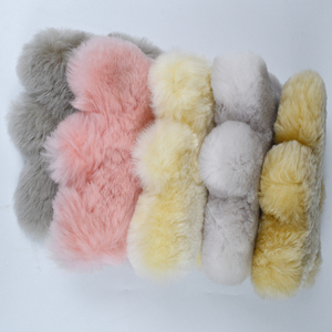 <span class=keywords><strong>Mini</strong></span> ours en peluche unisexe écologique en fourrure de mouton plate, motif brut, pour sellerie automobile, emballage sous vide - Product Image 5