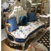 Canapé en cuir suspendu au style européen royal, ensemble de sofa classique victorien en en bois massif sculpté, de luxe