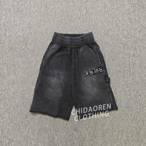 Летняя уличная одежда с логотипом на заказ, спортивные шорты, 100% хлопковые шорты с эластичной талией, французские махровые солнцезащитные шорты со стразами и кислотной стиркой - Product Image 3