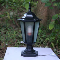 Lampe solaire LED extérieure étanche de style européen pour poteau, colonne, portail, jardin, cour, villa, décoration murale d'entrée