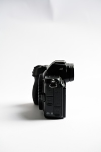 กล้อง Nikon Z5 24.3MP 4K มือสอง กล้องดิจิตอลสำหรับผู้เริ่มต้น พร้อมระบบกันสั่นภาพ - Product Image 4
