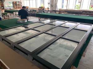 <span class=keywords><strong>Porte</strong></span> de <span class=keywords><strong>garage</strong></span> <span class=keywords><strong>motorisée</strong></span> à panneau en verre trempé avec cadre en aluminium à bas <span class=keywords><strong>prix</strong></span> - Product Image 5