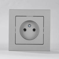 Nouvelle conception Prise murale standard européenne Double prises allemandes Accessoires en cuivre Prise électrique puissante Interrupteur de prise IP20