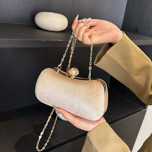 Новейшая женская дизайнерская сумка-кроссбоди класса люкс из искусственной кожи, высочайшее качество от производителя. - Product Image 3