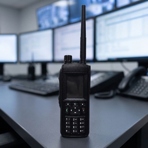 MTP6650 Walkie Talkie Portatile con Tastiera Completa, GPS, IP68, UHF 350-470MHz, Lunga Distanza fino a 10 <span class=keywords><strong>Chilometri</strong></span> - Product Image 6