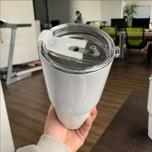 EE. UU. al por mayor 30oz 900ml regalos personalizados termo blanco revestimiento de sublimación sin tallo <span class=keywords><strong>taza</strong></span> en blanco con tapa de plástico para impresión DIY - Product Image 2