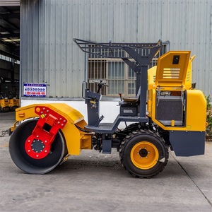 Rouleau compacteur de 3,5 tonnes avec pneus combinés pour mini-route - Product Image 1