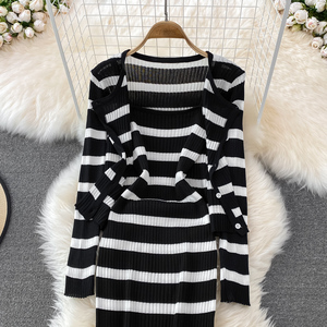 Noir et blanc rayé à manches longues pull tricoté Cardigan et Spaghetti sangle moulante robe mi-longue costumes femmes deux pièces ensembles - Product Image 3
