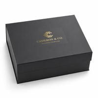 Boîte d'emballage avec étiquette en papier kraft estampée à chaud pour un branding de luxe