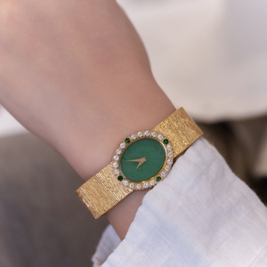 <span class=keywords><strong>Montre</strong></span> pour femme <span class=keywords><strong>de</strong></span> <span class=keywords><strong>luxe</strong></span> légère et vintage - Pierre précieuse colorée incrustée, style romantique français, cadeau haut <span class=keywords><strong>de</strong></span> gamme, plaqué or pur - Product Image 1