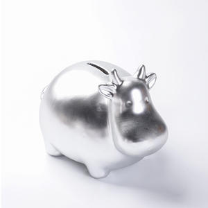 थोक नई रचनात्मक प्यारी गाय आकार सोना सिरेमिक मनी बैंक कस्टम चाइल्ड सिक्का बैंक शिशु उपहार सजावट के लिए - Product Image 5