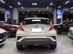 Toyota <span class=keywords><strong>CHR</strong></span> LE SUV d'Occasion 2019 avec Conduite à Gauche, Transmission Intégrale, Boîte Automatique, Pneus R17, <span class=keywords><strong>Moteur</strong></span> <span class=keywords><strong>Hybride</strong></span> Turbo, Provenant de Chine - Product Image 4