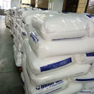 Résine de polyéthylène haute densité vierge HDPE 5220B, granulés HDPE de qualité pour le soufflage de contenants - Product Image 3